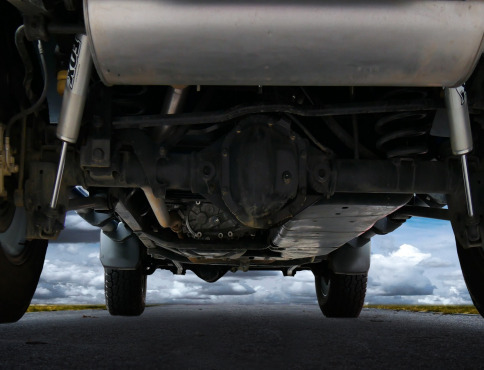 Zlodej v Prešove kradol súčiastky z áut, škoda presiahla 16-tisíc eur