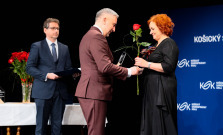 Učitelia, ktorí menia životy: Kraj ocenil výnimočné osobnosti školstva