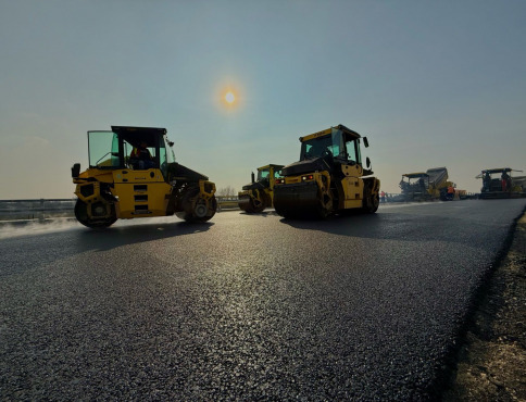 Cesta medzi Košicami a Perešom dostane nový asfalt