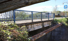 Most v Kaluži na Zemplínskej šírave prechádza rekonštrukciou