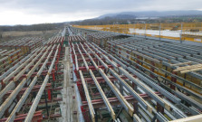 Milióny pre Prešov: Obchvat R4 napreduje k prerazeniu tunela Okruhliak