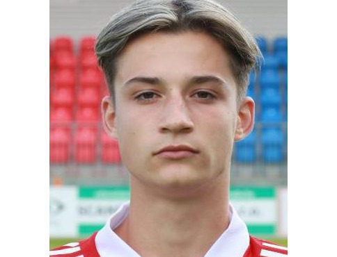Raslavice privítajú Poprad, získajú tri body?