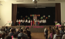 VIDEO | V Haniske vyrástol máj a zazneli poďakovania mamám