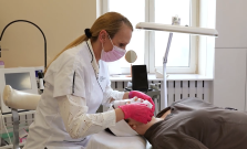 VIDEO |  Beauty Studio Marcélle ukazuje cestu ku žiarivej pleti pomocou SkinPen Precision
