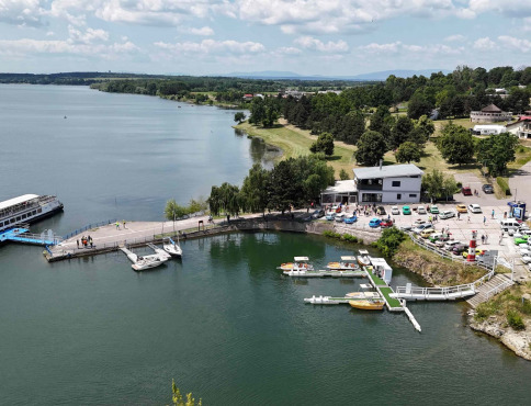 Zemplínska šírava láka čoraz viac návštevníkov. Rastú najmä zahraniční turisti a rodiny