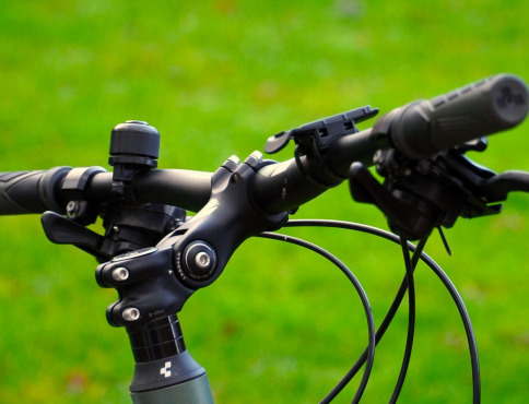 Cyklista sa v Bardejove neudržal na bicykli. Po nehode mu namerali takmer 2,5 promile