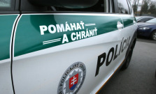 Mladíka napadli mačetou do hlavy, potom aj do rúk. V Trebišove zasahovala polícia