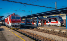 Od zajtra cestujeme vlakmi aj autobusmi na jeden lístok