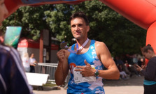 VIDEO | Dukelský beh mieru oslávil 67. ročník. Bežci zdolali náročnú trať z Dukly do Svidníka