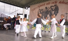 VIDEO | Po siedmich rokoch oživil tradíciu. Košická Nová Ves opäť žila folklórom