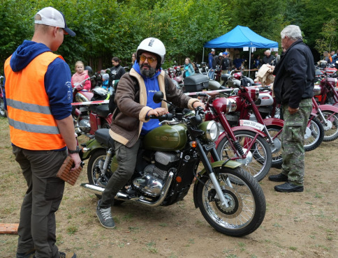 Viac ako 120 motoriek na jednom mieste. Slanské kolečko prepísalo rekord