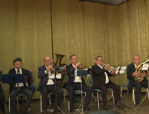 VIDEO |  Osikov si pripomenul 730. výročie. Nový reliéf ukrýva vzácnu relikviu